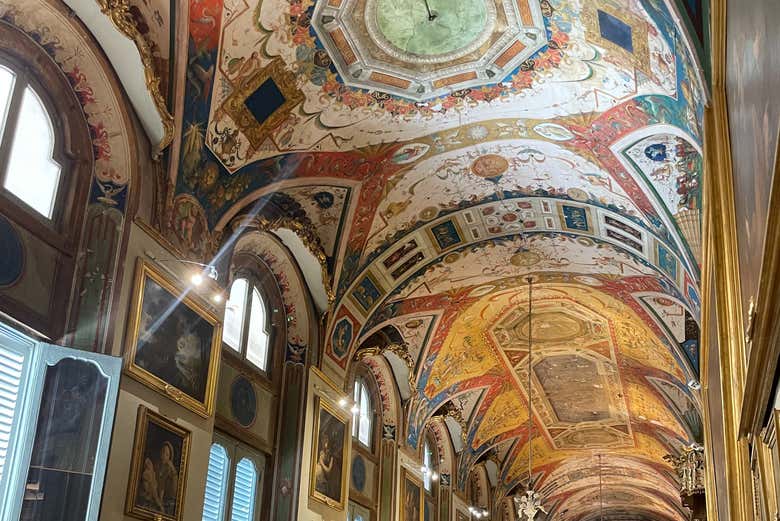 Salle des miroirs dans la Galerie Doria Pamphilj