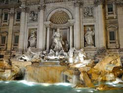 Fontaine de Trevi, nuit