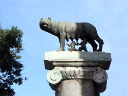 Louve du Capitole, Romulus et Remus