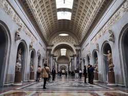 Musées du Vatican, en visitant le musée